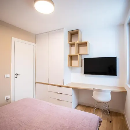 Sopic Luxury With Private Whirlpool Apartment *