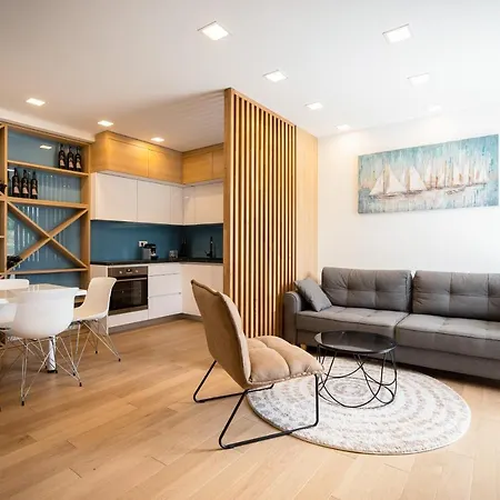 Sopic Luxury With Private Whirlpool דירה