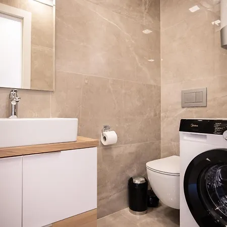Sopic Luxury With Private Whirlpool זאדאר