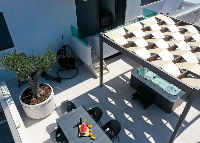 Sopic Luxury With Private Whirlpool Apartman *